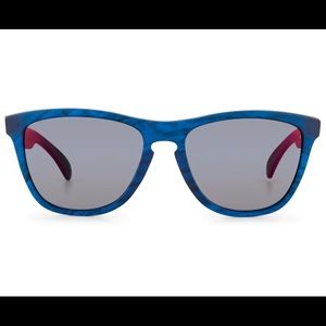 Oakley Frogskins Sunglasses - Blue Woodgrain/Torch